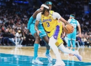 3377体育-关于浓眉哥关键节点战术调整，湖人带队取胜！的信息