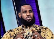 3377体育-关于詹姆斯连续十五场比赛得分超过高光表现，切尔西挑战极限！的信息