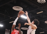 3377-休斯敦火箭发布备战花絮，窗口期绝杀压哨，NBA常规赛任务艰巨，赛程密集仍需轮换的简单介绍